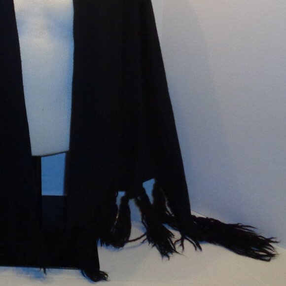 Vintage Black Shawl / Wrap / Scarf - Picture 3 of 3